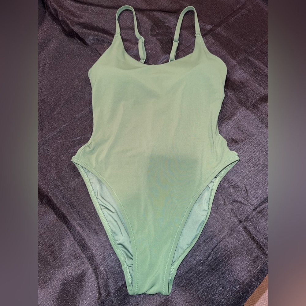 Robin Piccone Ava One-Piece Swimsuit - Picture 5 of 9